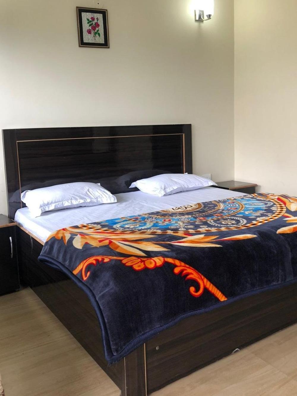 מוסורי 100 Stairs Holiday Home מראה חיצוני תמונה