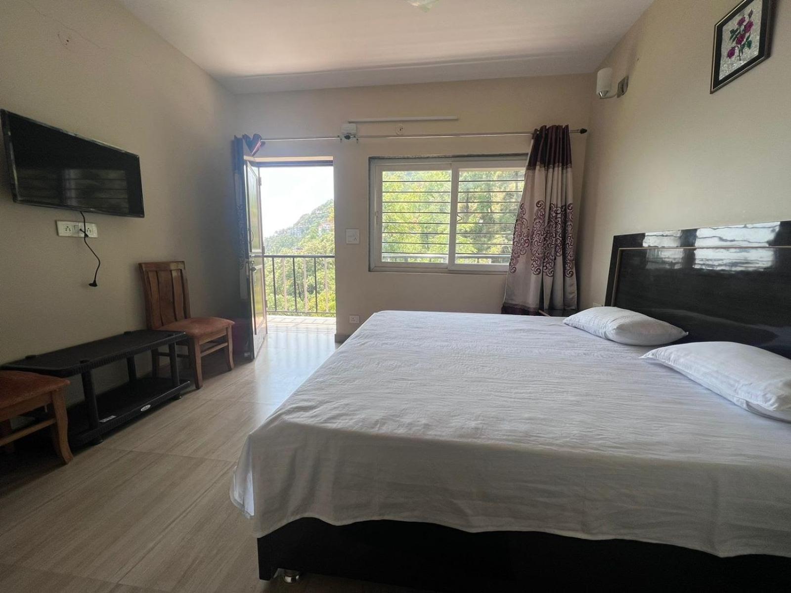 מוסורי 100 Stairs Holiday Home מראה חיצוני תמונה